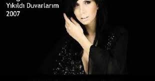 Tugba Ozerk Yikildi Duvarlarim 2007 Duvar Sarkilar