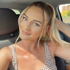 Stream Ella Compton music