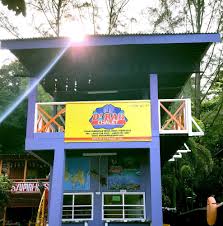 It is situated within a walking distance to the jetty to pulau besar where the famous restoran ikan bakar parameswara is located. Draii Chalet In Pulau Perhentian Besar Hotel Rates Reviews On Orbitz