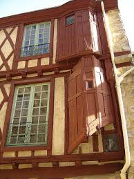 Maison A Pans De Bois Detail Estructuras De Madera Escaleras De Madera Escalera Antigua