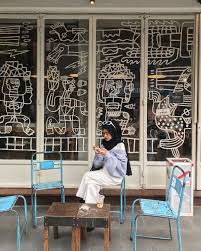 Asyura Hatta Di Filosofi Kopi Jalan Melawai 6 Blok M No 8 Jakarta Selatan Asyura Hatta Asyurahatta Filosofikopi Hijab Hijab Desain Pemandangan Gedung
