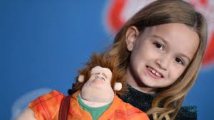 Mutter von Internetberühmtheit plagen heute Schuldgefühle: Tochter ging als  "Side Eyeing Chloe"-Meme viral