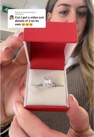 Created Sapphire Emerald Halo Ring Review