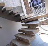 Escada em mármore travertino bege bahia