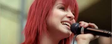 Hayley Williams' Teeth Transformation: Before and After