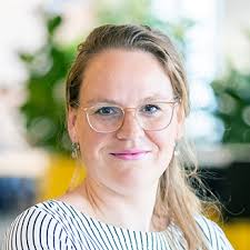 Irma Oosterom-van Roest, Managing consultant