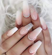 It seems very complicated at the first glance, but actually they are very easy to polish. Pin On Nails