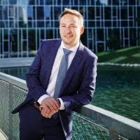 As traditional flying dutchmen, van der plas visited you with a truck full of flowers. Freek Libbrecht Key Account Manager Omv Linkedin