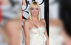 Anna Faris Plastic Surgery Confession— Actress Claims She Got A Boob Job