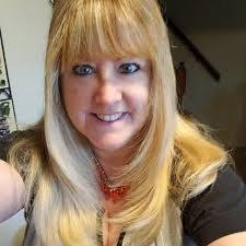 Tammy Hipple's Instagram, Twitter & Facebook