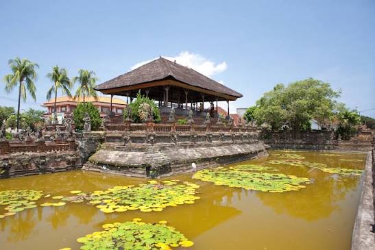 Klungkung Royal Palace