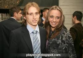Frank modric ~~~ dating scam using stolen pictures. Soccer Players Girlfriend Luka Modric And His Wife Vanja Bosnic