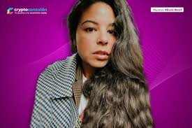 Michelle Lora • CryptoConexión