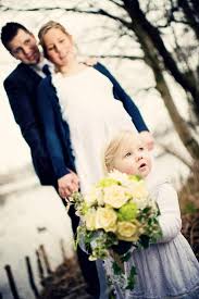 Hochzeitsfotos Shooting Brautpaar Mit Kind Fotos Hochzeit Hochzeitsfotos Brautpaar Fotos
