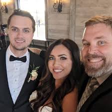 Which caterer is recommended in Alexandria area?