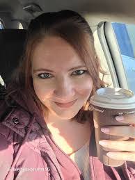 Annie Cogan's Instagram, Twitter & Facebook