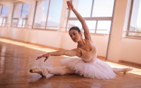 In this article, i'll show you the four simple steps i recommend to rapidly improve your flexibility without having the first two factors are best addressed by consulting a professional in person, but. Ballet Flexibility Stretches