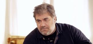 Η ηρω μουκιου απο το αυτογραφο τησ θεατρικησ παραστασησ <πολιτησ γ. Hrw Moykioy Biografia Biografiko Ishow Gr
