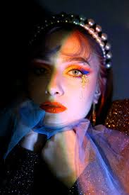 maybeartist (@maybeartist_)