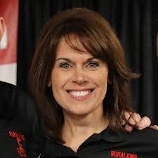 Hannah Samuelson's Instagram, Twitter & Facebook