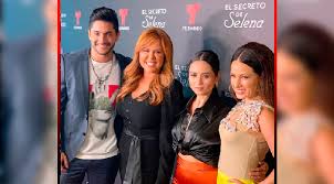Ver el capitulo numero 25 de los pequeños muppets titulado segun el libro en español latino online. Telemundo Estrenara El Secreto De Selena Este Domingo 25ago Diario Contraste Noticias