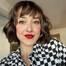 Ariana Collier's Instagram, Twitter & Facebook