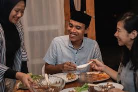 This is their second meal of the day; 1 743 Puasa Stock Photos And Images 123rf