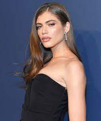 Sub dedicated to the model sara sampaio. Sports Illustrated First Trans Model Valentina Sampaio