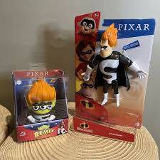 Syndrome and evelyn deavor are the villains in the films in pixar's the incredibles franchise. Disney Pixar Incredibles Syndrome Posable Action Figure 2021 Mattel For Sale Online Ebay