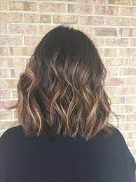 Layered Hair Medium Wavy Wavy Hairstyles Medium Length Bob Hairstyles Shoulder Length Haircuts Cheveux Bruns Balayage Cheveux Courts Balayage Cheveux Bruns