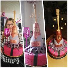 Sektflasche Explodiert Aus Fondant Torte Fondant Torten Fondant Sekt