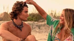Outer banks est une série tv de shannon burke et jonas pate avec chase stokes (john b), madelyn cline (sarah cameron). Netflix Devoile Enfin La Bande Annonce D Outer Banks Saison 2 Mce Tv