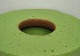 Bolu adalah salah satu kue yang paling mudah dibuat. Bagaimana Membuat Bolu Pandan Jadul Bakingpan Anti Gagal