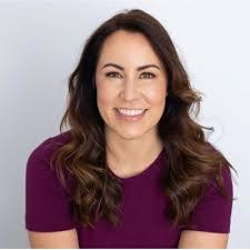 Liza Molina's Instagram, Twitter & Facebook