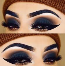 Black And Gold Halo Eye Makeup Get The Halo Eyeshadow Look With These Tips Gorgeous Inspo I Am Co Black Smokey Eye Makeup Eye Makeup Yellow Eye Makeup
