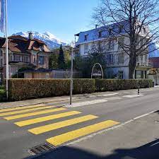 Just 5 minutes walk from the interlaken west train station, you will find swiss inn hotel & apartments. Swiss Inn Apartments