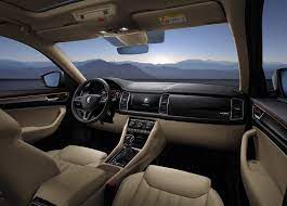 تأتي السيارة بسعة محرك 1400 سي سي و تسارع من 0 الى 100 كم في 9.6 ثانية و بقوة 150 حصان و عزم 250 نيوتن.متر. Ø³ÙƒÙˆØ¯Ø§ ØªØ·Ø±Ø­ Ù†Ø³Ø®Ø© Ù„ÙˆØ±ÙŠÙ† ÙƒÙ„ÙŠÙ…ÙŠÙ†Øª Ø§Ù„Ø®Ø§ØµØ© Ù…Ù† Ø·Ø±Ø§Ø² ÙƒÙˆØ¯ÙŠØ§Ùƒ Ù…Ø­Ù„ÙŠØ§ Ø¨Ù…ÙˆØ§ØµÙØ§Øª Ø¬Ø¯ÙŠØ¯Ø© ÙˆØ³Ø¹Ø± 765 Ø£Ù„Ù Ø¬Ù†ÙŠÙ‡ Ø£ÙˆØªÙˆÙ…ÙˆØªÙŠÙ Ø¬ÙŠ ØªÙŠ