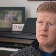 Utah lawmaker who nearly died from COVID-19 wants to add another vaccine  exemption