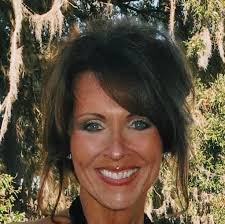 Wishing one of my dearest friends, Suzanne Pierce, a very happy birthday! I  just know this year is going to be one of your best yet! With all the  exciting changes on