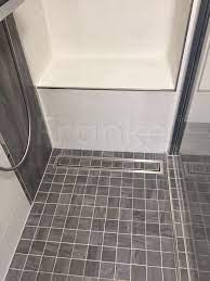 Schließlich soll ja beim duschen nicht das badezimmer geflutet werden. Pin Von Mweidemann Auf Badezimmer Dusche Fliesen Villeroy Und Boch Fliesen Betonoptik