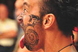 Horatio gordon robley (public domain) in fact, anything you might want to know about maori tattoo art can be searched via te papa's online collection, which has over 800,000 items. Maori Tattoo Motive Und Ihre Bedeutung Brigitte De