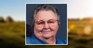 Pauline Sauer's Instagram, Twitter & Facebook