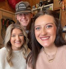 Alex Champagne (@alexxchampagnee) • Instagram photos and videos