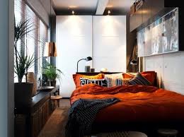 Pembahasan contoh desain model gambar bentuk rumah minimalis, idaman, modern, impian, foto sketsa, interior sederhana 1 lantai 3 kamar tidur tampak depan tahun 2020 30 Desain Kamar Tidur Ukuran Kecil Yang Indah Artistik Rumahpedia