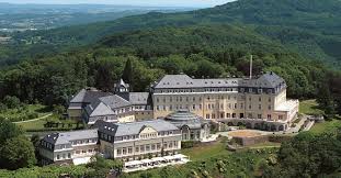 Attraktive häuser kaufen in petersberg (saalekreis) für jedes budget von privat & makler. Grandhotel Petersberg Konigswinter