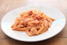 Recette Pates Aux Crevettes Et Mozzarella Supertoinette Recette En 2020 Idee Recette Repas De Pates Alimentation