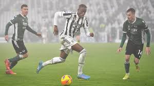 La juventus ha pareggiato ieri sera il derby contro il torino per 1 … Denis Zakaria Glanzt Als Torschutze Bei Seinem Debut Fur Juventus Turin