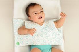 Im Pretty Sure This Is The Most Brilliant Thing I Have Ever Seen I Want One No More Squirmy Baby While You Change Them Since Baby Time Diaper Changing Baby