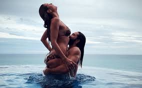Model, tv personality and entrepreneur. Heidi Klum Top 3 Most Liked Pictures On Instagram Moneyscotch