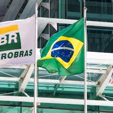 Itaú BBA considera que aumento do preço da gasolina é neutro para Petrobras (PETR3; PETR4)